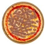 Pizza Kebab mit saftigem Kebabfleisch, Zwiebeln & Mozzarella – frisch gebacken bei Tasty Food.